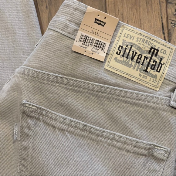 LEVI'S® MEN'S SILVERTAB STRAIGHT Light Gray Stonewash A3666-0002 - Picture 5 of 14